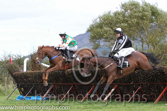 02 Tousupreme & D O'Connor - 2nd (7, black, white disc) - FT8E8254-47