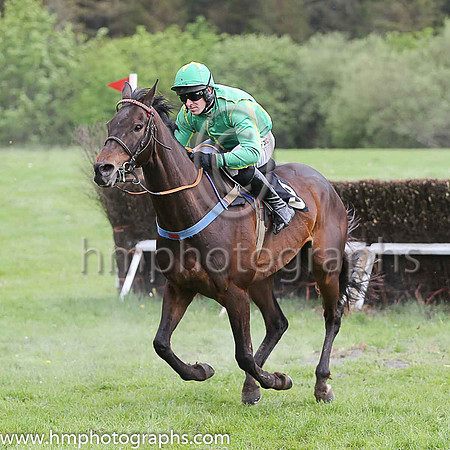 PU NEED TO KNOW and B O'Neill ( 9 , GREEN; green,yellow seams sleeves; yellow cap ) Trainer: J.P. Brennan,, Owner : Marie Brennan