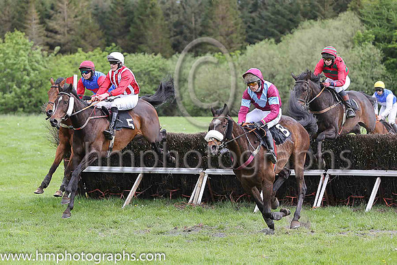 03rd JACK ABOO and A Murphy ( 8 , MAROON,light blue chevrons; maroon,light blue armlet sleeves; maroon cap,light blue diamond ) Trainer: Ciaran M. Murphy,, Owner : Richard Cavanagh