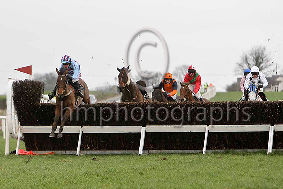 Mister First & A E Lynch leads the group - 2nd - FT8E8975-e