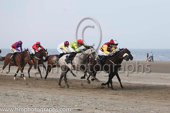 1 Togoville and Mr D G Lavery - - 1st (5 ,light green and yellow hoops ) Trainer - Patrick Martin