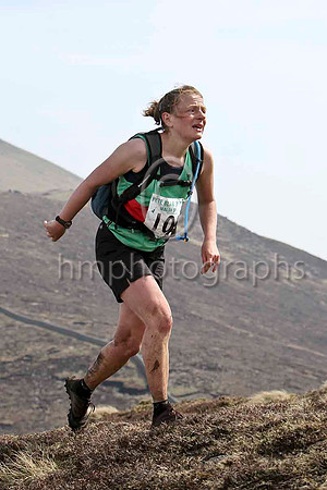 Ruth Metcalfe - Eryri Harriers - 107th , 13th woman in 3.14.00 FT8E1762-e