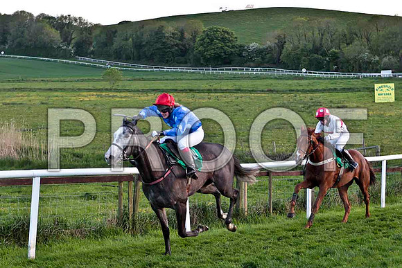 Special Raffle , 8th, Jockey Miss L Dowdall - CU2D9345-e
