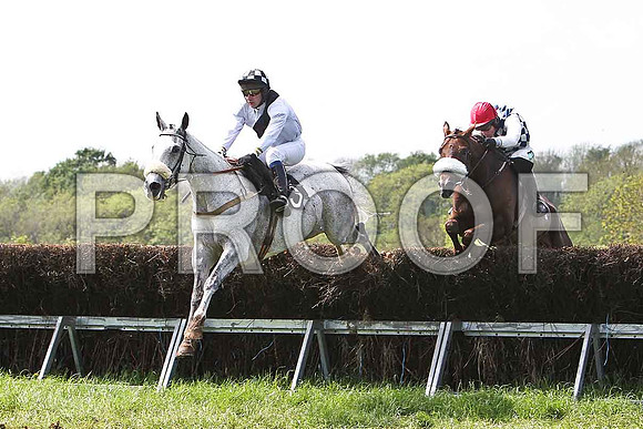 Second Race - Oldtown Pass (3) Winner, Rider JJ Gault & Kondraki (2) Fell at the last, Rider Derek O'Connor - CU2D9568-e