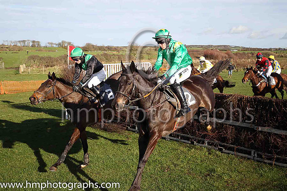 2nd AYLEOOLA and B O'Neill ( 2 , EMERALD GREEN,yellow epaulettes; emerald green sleeves; emerald green cap,yellow star ) Trainer: P.G. Coffey,, Owner : P.G. Coffey