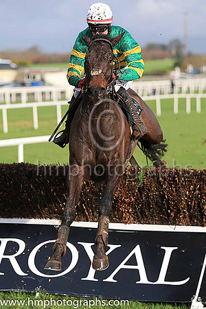 04th Cillian's Return and D Meyler ( 3 , emerald green and orange hooped ) Trainer - A J Martin , Owner - John P McManus