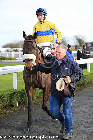 08th Presenting Beara and R Loughran ( 1 , yellow, royal blue hoop ) Trainer - Peter Fahey , Owner - Winning Ways Solar Syndicate