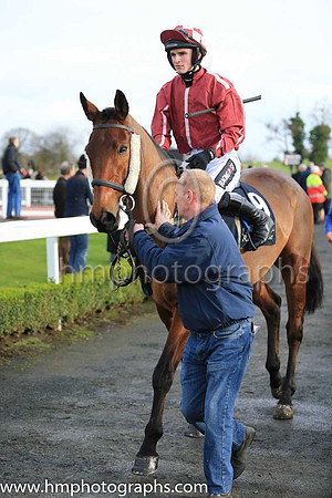 07th Witness Of Fashion and D E Mullins ( 9 , maroon, pink seams ) Trainer - Patrick Rooney , Owner - Mrs Lorraine Rooney