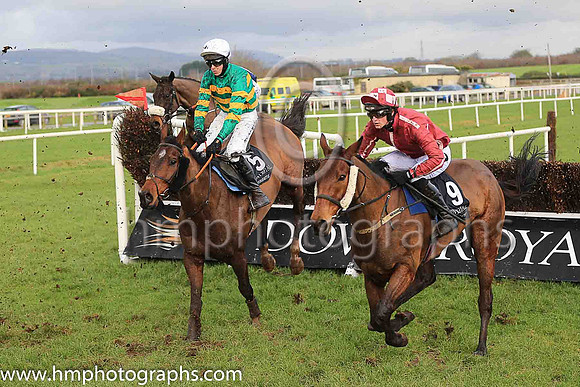 07th Witness Of Fashion and D E Mullins ( 9 , maroon, pink seams ) Trainer - Patrick Rooney , Owner - Mrs Lorraine Rooney