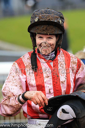 01st Honest Robber and Rachael Blackmore ( 10 , pink and red stripes ) Trainer - J J Hanlon , Owner - Mrs T C Collins