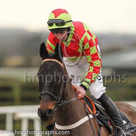 07th Rossmore?s Pride and R Loughran ( 2 , light green, red cross sashes ) Trainer - Christian Delcros , Owner - David Slater
