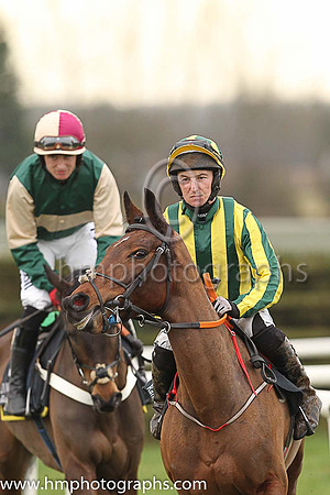 06th Pat?s Pearl and M J Bolger ( 12 , dark green and yellow stripes ) Trainer - J C McConnell , Owner - Miss Pauline A Conlon