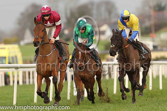 02nd Cadeau Du Bresil and D A Jacob ( 2 , emerald green, dark green sleeves ) Trainer - G Elliott , Owner - Simon Munir  Isaac Souede