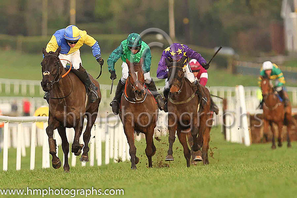 01st Charlie Stout and P E Corbett ( 3 , royal blue and yellow halved ) Trainer - Shane Nolan , Owner - Barry Potts