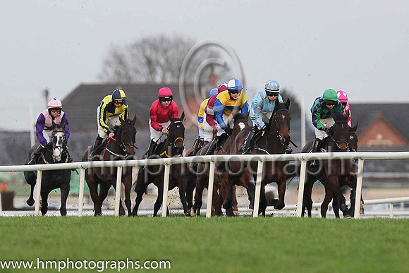 01st Last Minute Man and Mr J J Codd ( 5 , dark blue and yellow qtrd ) Trainer - G Elliott , Owner - Paul  Clare Rooney Partnership