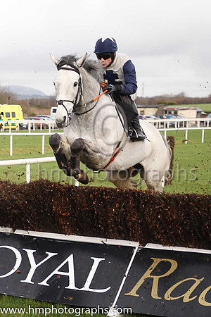04th Oighear Dubh and D F O'Regan ( 8 , beige, dark blue cross ) Trainer - A J Martin , Owner - Newtown Anner Stud Farm Ltd