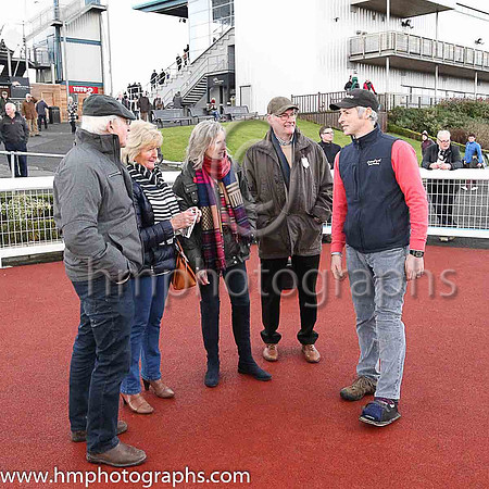 01st Indy Island and J J Slevin ( 11 , royal blue, yellow panel ) Trainer - S R B Crawford , Owner - John Gilmour