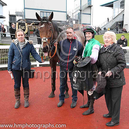 01st Camlann and Rachael Blackmore ( 4 , emerald green and mauve hlvd ) Trainer - J J Hanlon , Owner - Mrs A F Mee