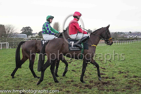 05th Pershing Missile and Mr D J Benson ( 7 , cerise ) Trainer - N Meade , Owner - Mrs Patricia Hunt