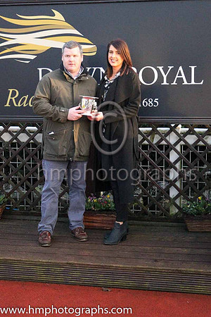 01st Last Minute Man and Mr J J Codd ( 5 , dark blue and yellow qtrd ) Trainer - G Elliott , Owner - Paul  Clare Rooney Partnership
