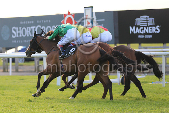 01st Guanabara Bay  Declan McDonogh (3, yellow, emerald green star) Trainer Adrian McGuinness, Owner Sean F Gallagher