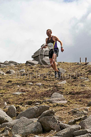 Lloyd Taggart - 4th in 50:23 - Dark Peak Fell Runners - CU2D2508-e