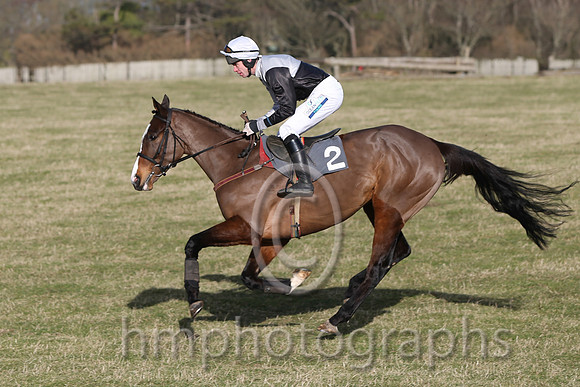 01 Ballyarthur  Derek O'Connor - Trainer : Colin S McKeever, Black and white qtrd