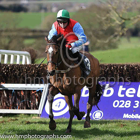 GENA MAY and J Cresswell ( 3 , RED; blue sleeves; green  white qtd cap ) Trainer: Brian W. Dougan , Owner : Brian W. Dougan