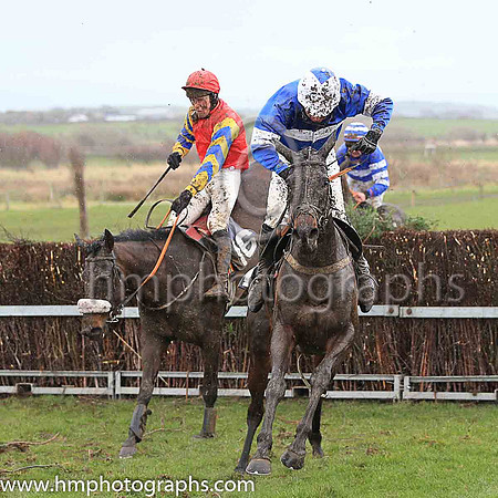 01st HOWAYA AOIFE and J P O'Rourke ( 16 , RED; red,yellow chevron sleeves; red cap ) Trainer: Gerard Keane , Owner : Steven Vaughan