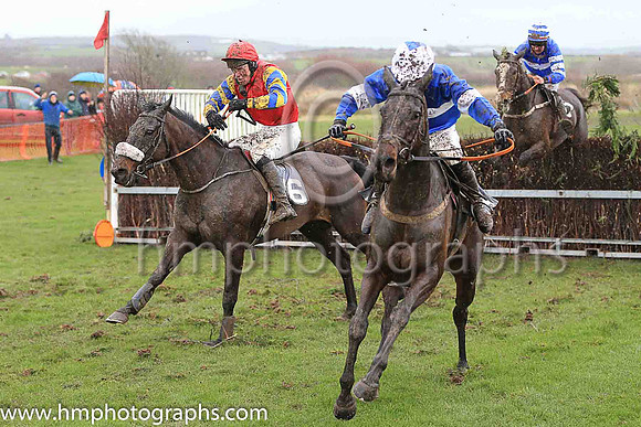 01st HOWAYA AOIFE and J P O'Rourke ( 16 , RED; red,yellow chevron sleeves; red cap ) Trainer: Gerard Keane , Owner : Steven Vaughan