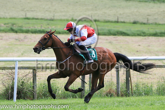 02nd Rodney Bay (3 ,red and white diabolo ) Jockey: P J O'Hanlon(5) ,Trainer: Joseph Anthony Murray