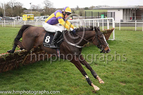 01st Geneva Barracks and C Brassil ( 8 , yellow and purple qtrd ) Trainer - M Brassil , Owner - J R Brennan