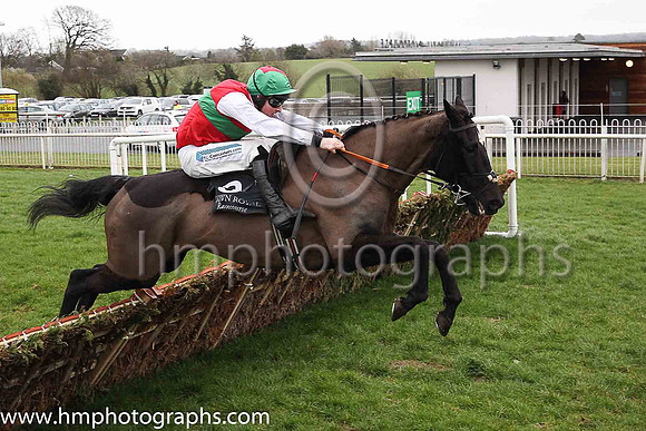 01st L'attesa and B Browne ( 9 , red, green hoop ) Trainer - Shane Nolan , Owner - Red Green  White Syndicate