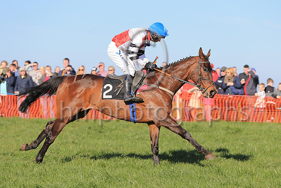 01st FELIX YONGER and N McParlan ( 2 , WHITE  RED QTD; white  black hooped sleeves; royal blue cap ) Trainer: C.A. McBratney , Owner : Samuel Downey James Marley