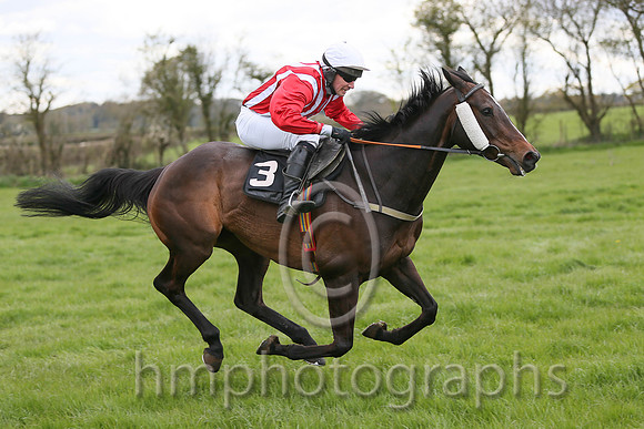 01st ANSEANACHAI CLISTE and M McConville ( 3 , RED  WHITE STRIPES; red, plain sleeves; white cap ) Trainer: Stephen McConville,, Owner : Michael McConville