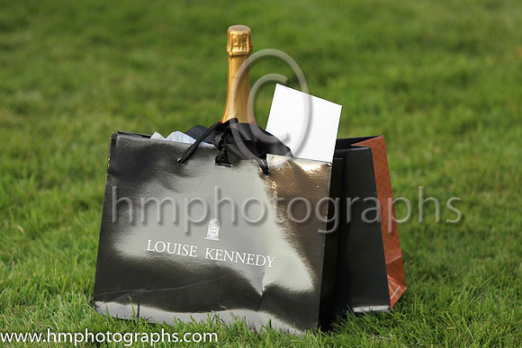 Irish Fashion Designer Louise Kennedy provided a 5,000 Euro personal shopping experience to the Champion Style and Elegance Lady.
