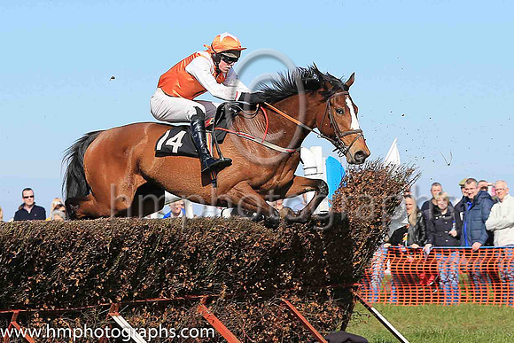 03rd JOHNNY YUMA and J P O'Rourke ( 14 , ORANGE,white epaulettes; white sleeves; orange cap,white star ) Trainer: Denis Paul Murphy,, Owner : Maria Byrne