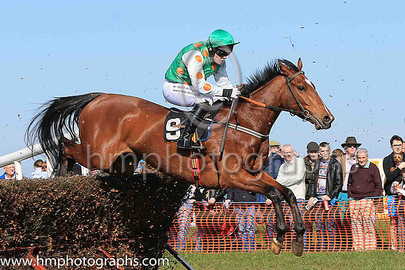 01st SOME MAN and R James ( 9 , EMERALD GREEN,orange spots; white sleeves,orange spots; emerald green cap ) Trainer: Donnchadh Doyle,, Owner : Syndicate Monbeg