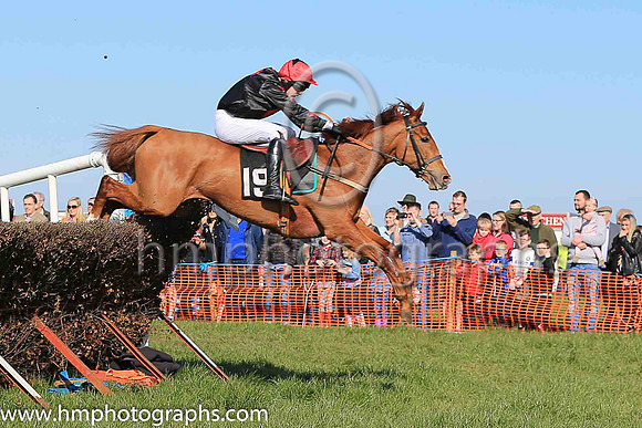 SHUMAKER and M J O'Hare ( 19 , BLACK,red diamond; black sleeves,red stars; red cap,black star ) Trainer: Karen McNeilly,, Owner : Karen McNeilly