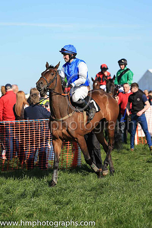 LILY'S GOT WINGS and J Cresswell ( 7 , ROYAL BLUE; white sleeves; royal blue cap ) Trainer: Neil McKnight , Owner : Norman McKnight