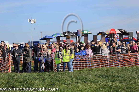Crowd at Portrush P2P