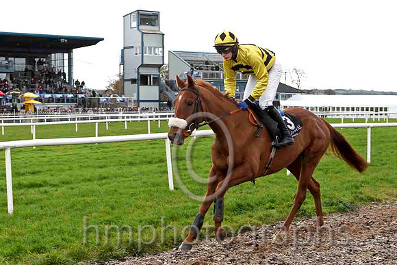 5 Mulleady & P Townend - 5th (3, yellow and black chevrons) - CU2D4445-ed2