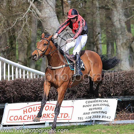 01st BATTLEOVERDOYEN and M J O'Hare ( 32 , RED  BLACK QTD; red  black striped sleeves; red  black qtd cap ) Trainer: J.G. Cosgrave , Owner : Michael J. Lynch