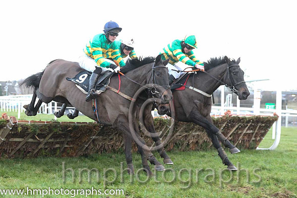 07 My Kind Of Town & J M Moore - 7th (9, emerald green, orange hooped, blue cap), 09 Mad For Road & G N Fox - 9th (8, emerald green, orange hooped, white cap ) & 08 AFootInTheDoor & M W Bowes - 8th (4