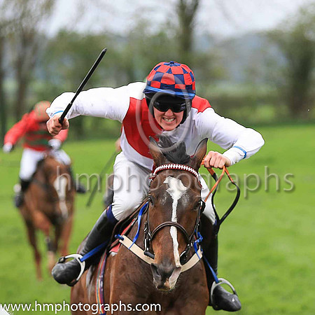01st BETTER B QUICK and A V Walsh ( 2 , RED  WHITE QTD; white sleeves; blue  red check cap ) Trainer: Ashleigh Murphy , Owner : Michael R. Murphy