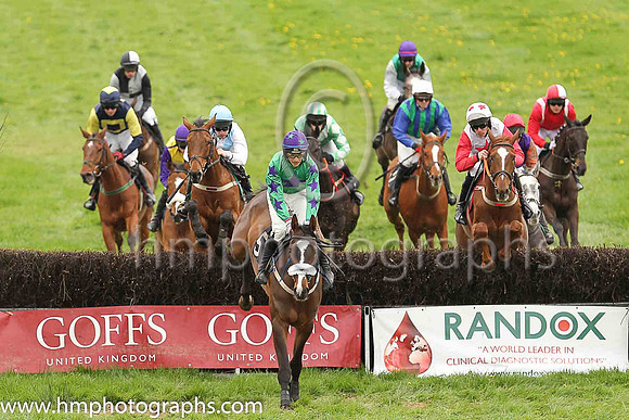 01st BURNS CROSS and M J O'Hare ( 1 , WHITE,light blue chevron; white sleeves; light blue cap ) Trainer: J.G. Cosgrave,, Owner : J.G. Cosgrave