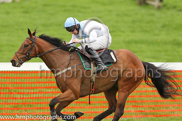 01st BURNS CROSS and M J O'Hare ( 1 , WHITE,light blue chevron; white sleeves; light blue cap ) Trainer: J.G. Cosgrave,, Owner : J.G. Cosgrave