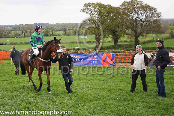 01st LARGY PROSPECT and B G Crawford ( 5 , EMERALD GREEN,purple star; emerald green sleeves,purple stars; purple cap,emerald green stars ) Trainer: S.R.B. Crawford , Owner : Martin McGroggan Raymond S