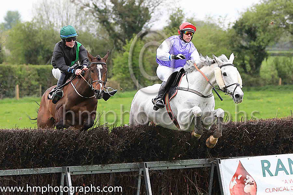 04th LIBERTY VANCE and C Kiernan ( 5 , BLACK,green sash; black sleeves; green cap ) Trainer: Liam Lennon,, Owner : Joy Wilson