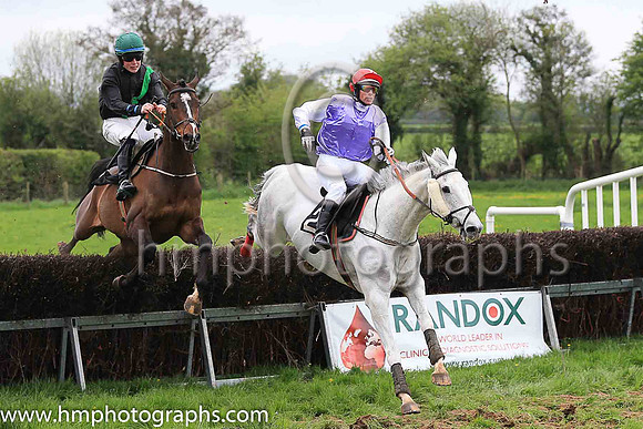 04th LIBERTY VANCE and C Kiernan ( 5 , BLACK,green sash; black sleeves; green cap ) Trainer: Liam Lennon,, Owner : Joy Wilson